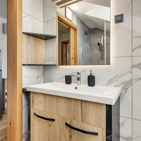 Apartmaji Kunej Pod Gradom With Sauna