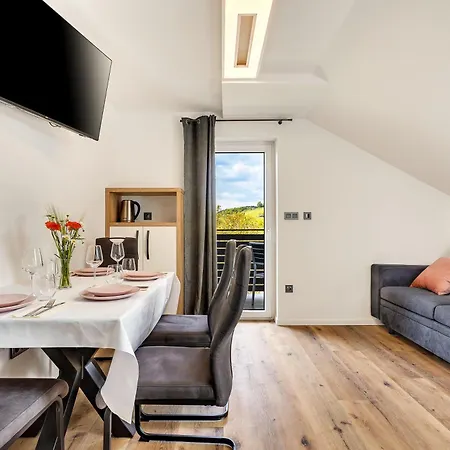 Apartmaji Kunej Pod Gradom With Sauna * Podsreda