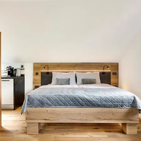 Apartmaji Kunej Pod Gradom With Sauna Podsreda