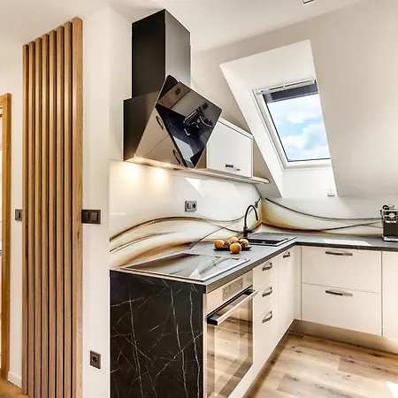 Апартаменты Apartmaji Kunej Pod Gradom With Sauna Podsreda