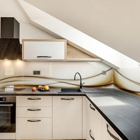 Apartmaji Kunej Pod Gradom With Sauna Апартаменты Podsreda