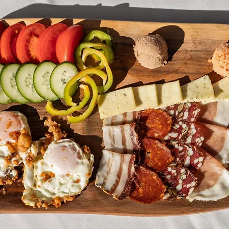 Apartment Apartmaji Kunej Pod Gradom With Sauna Podsreda