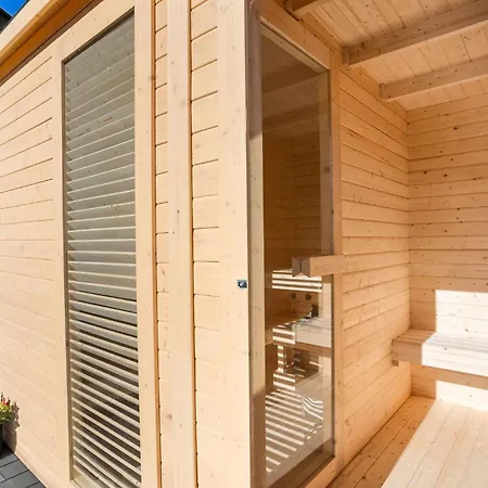 Apartmaji Kunej Pod Gradom With Sauna Podsreda