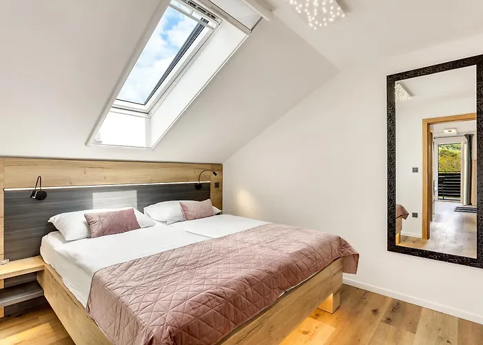 Apartmaji Kunej Pod Gradom With Sauna Appartement