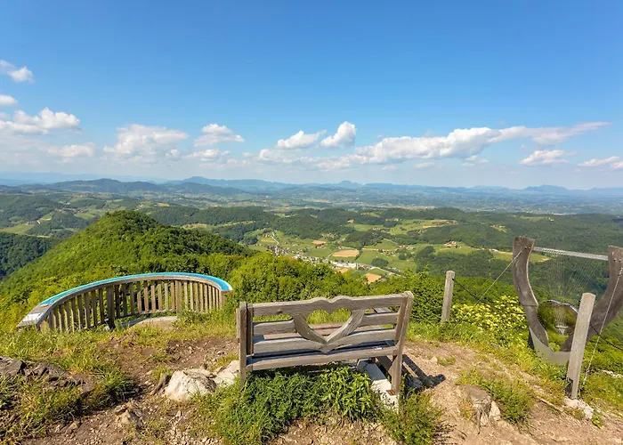 Apartmaji Kunej Pod Gradom With Sauna *