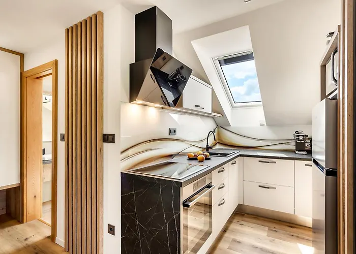 Appartement Apartmaji Kunej Pod Gradom With Sauna Podsreda