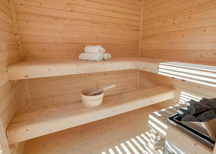 Appartement Apartmaji Kunej Pod Gradom With Sauna Podsreda